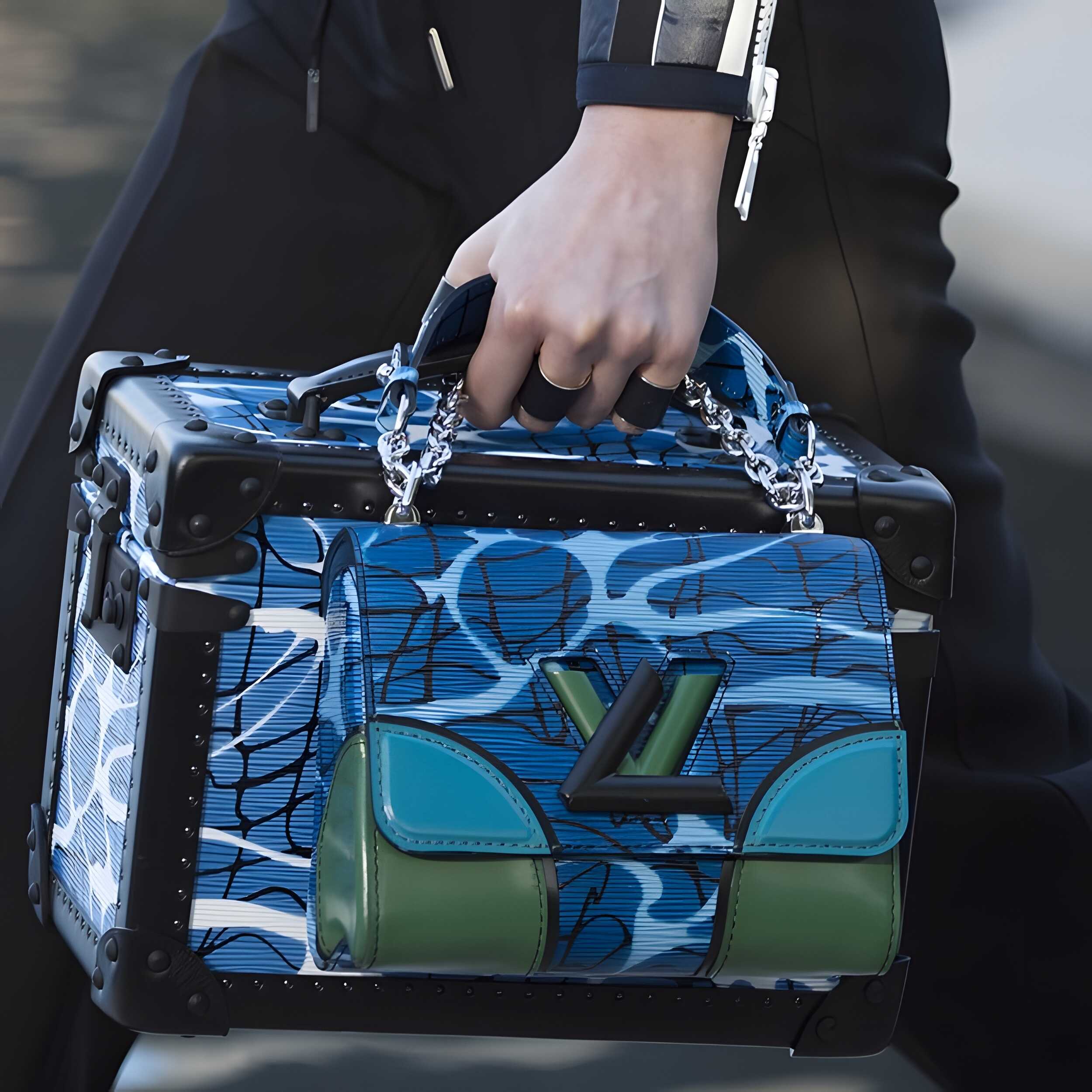 Louis Vuitton 路易威登品牌色彩语法手册-从奢侈品语言到设计策略的视觉权杖