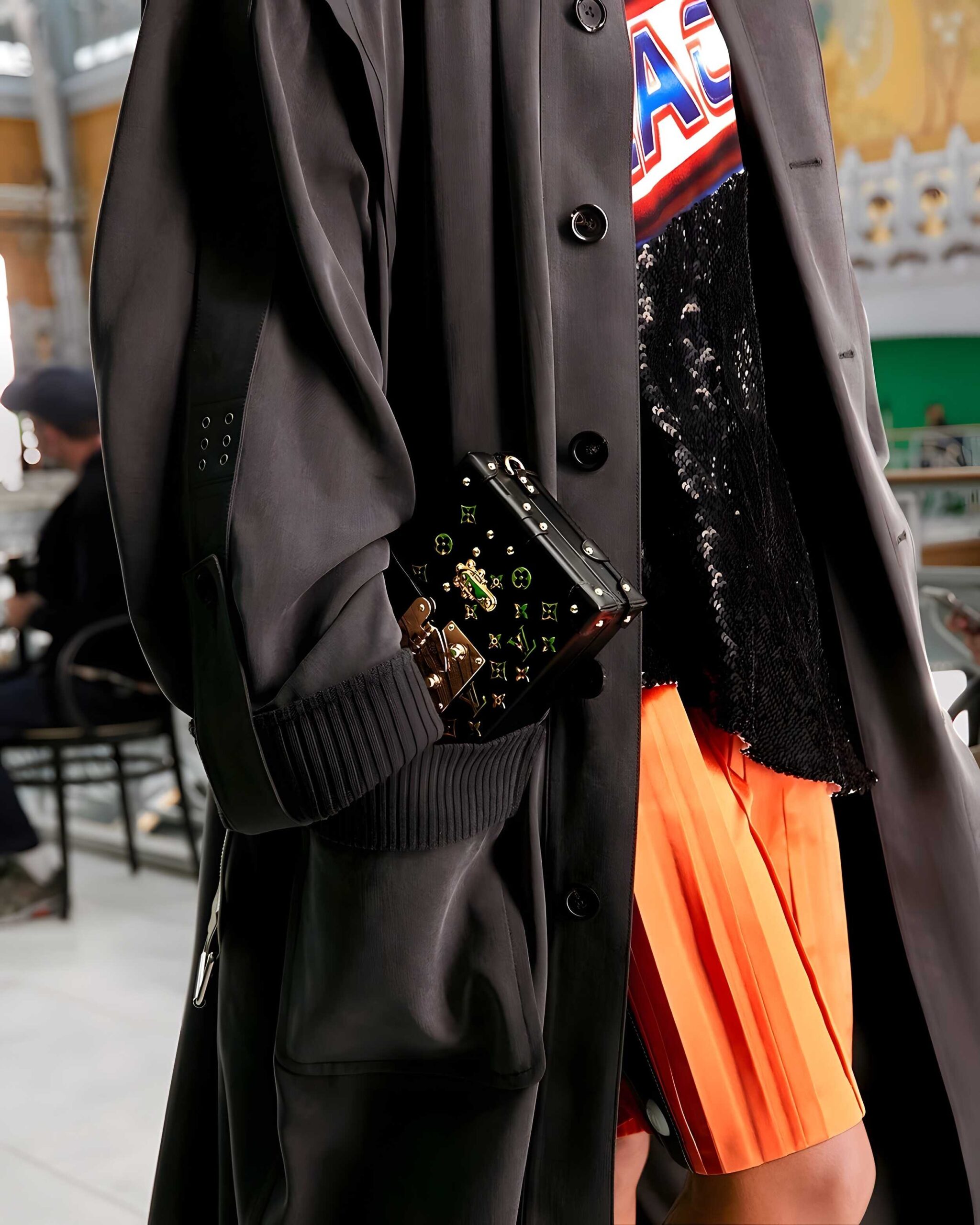 Louis Vuitton 路易威登品牌色彩语法手册-从奢侈品语言到设计策略的视觉权杖