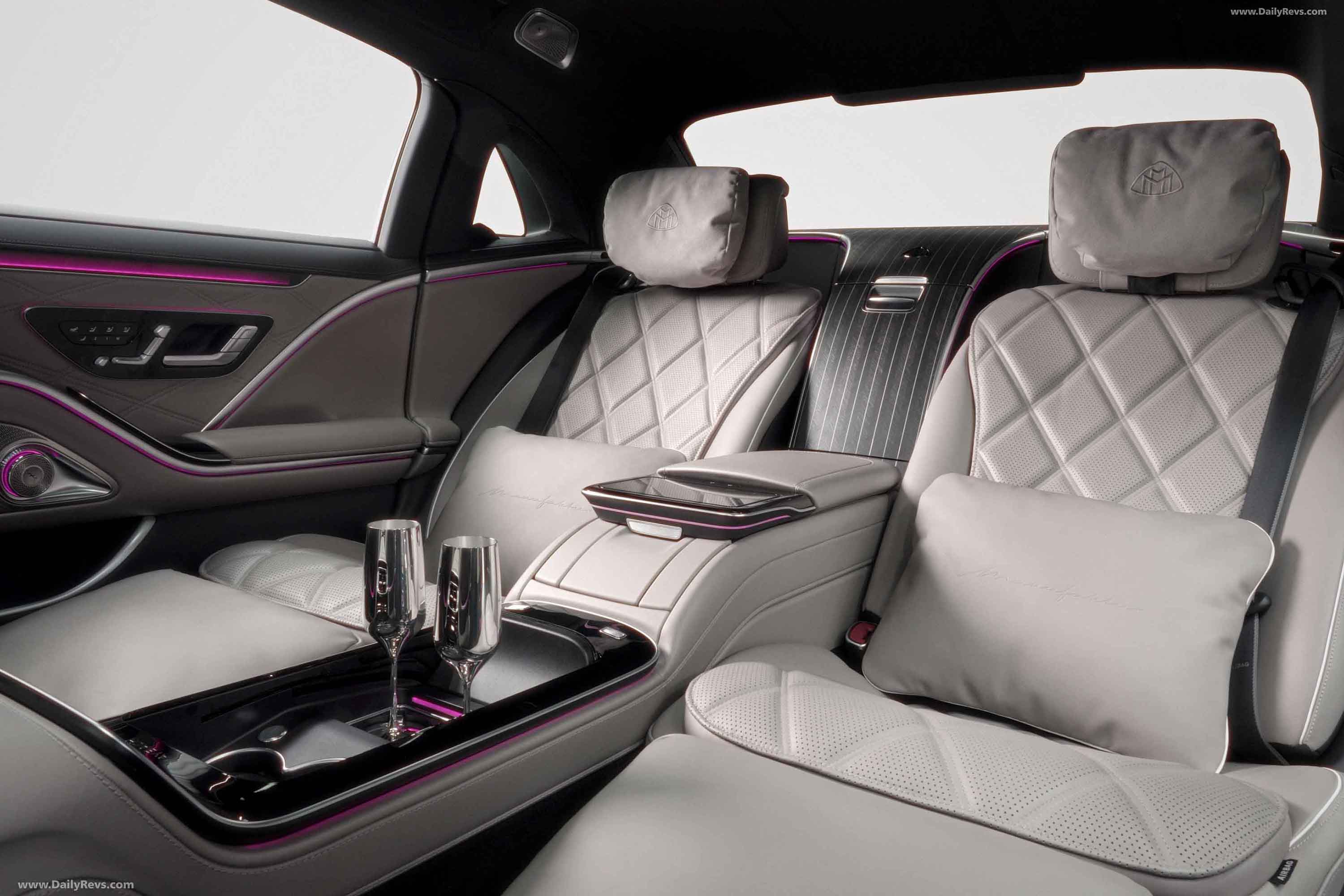 迈巴赫Maybach-S-680-Nordic-Glow-Interior
