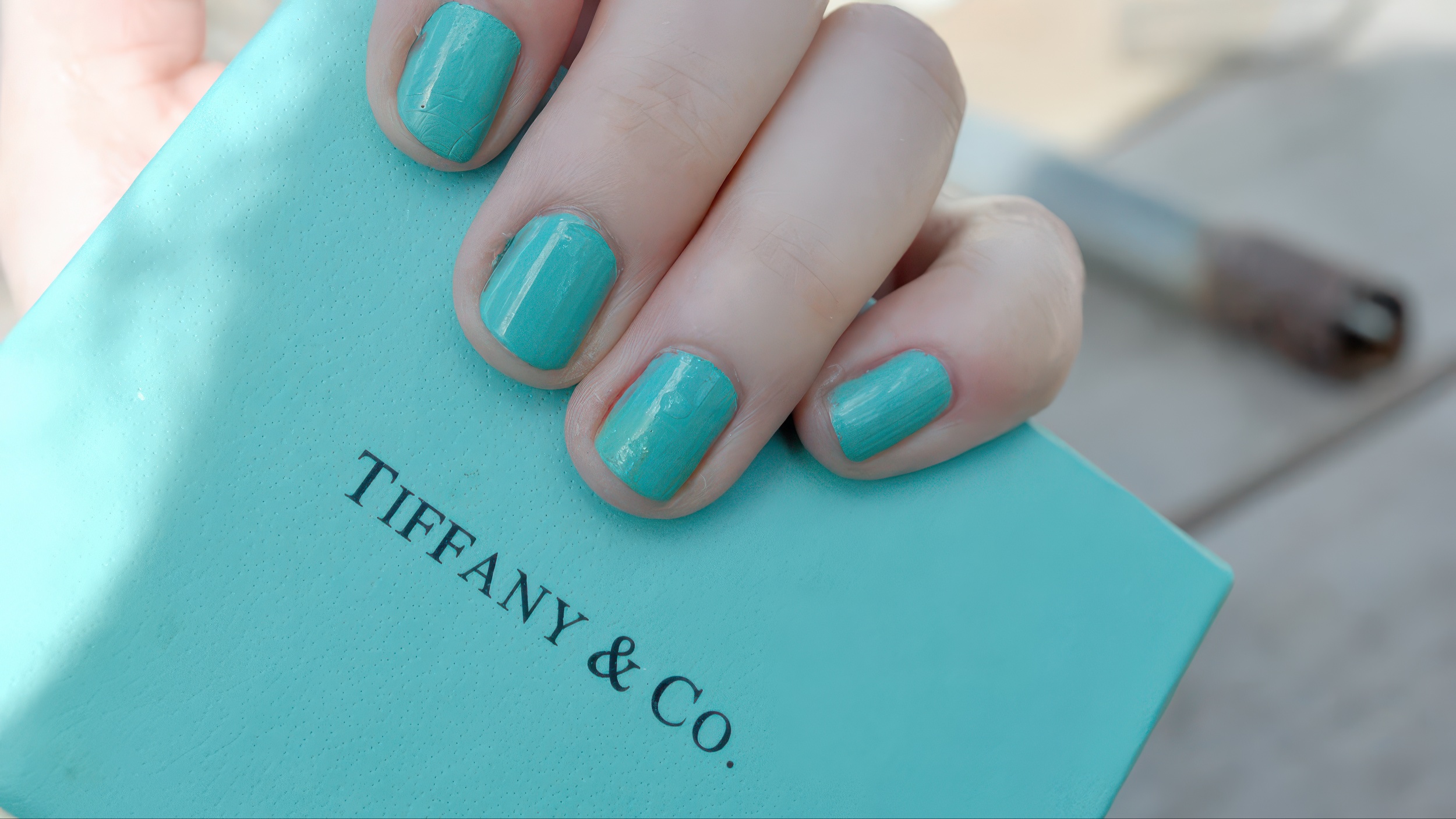 Tiffany 蒂芙尼：为什么一看到这抹蓝，你就觉得“我值得被爱”？