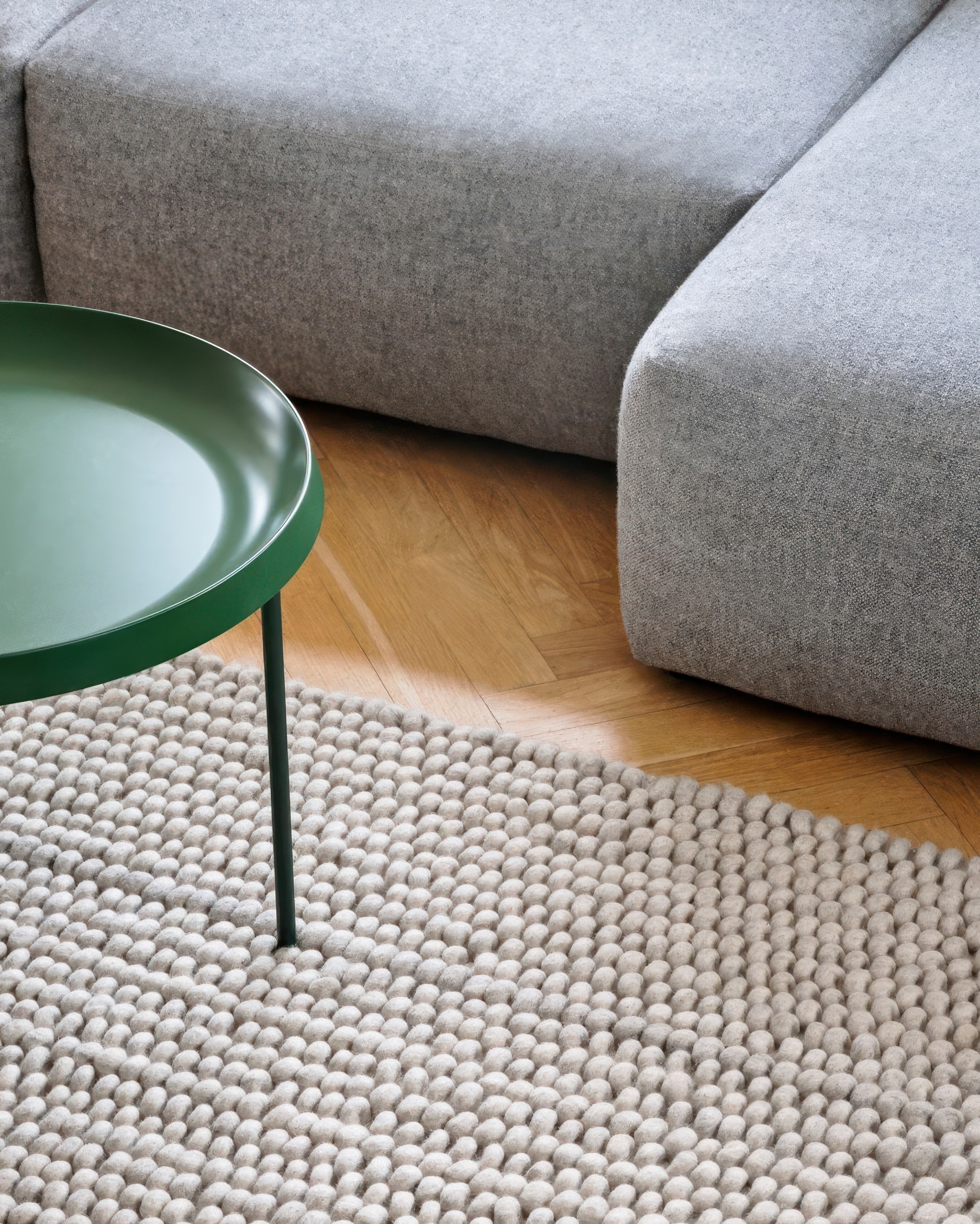 怎么活得没那么累：从 丹麦家居品牌HAY 看生活秩序的设计逻辑